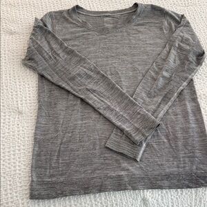 Gray Long Sleeve Top swiftly lululemon 8